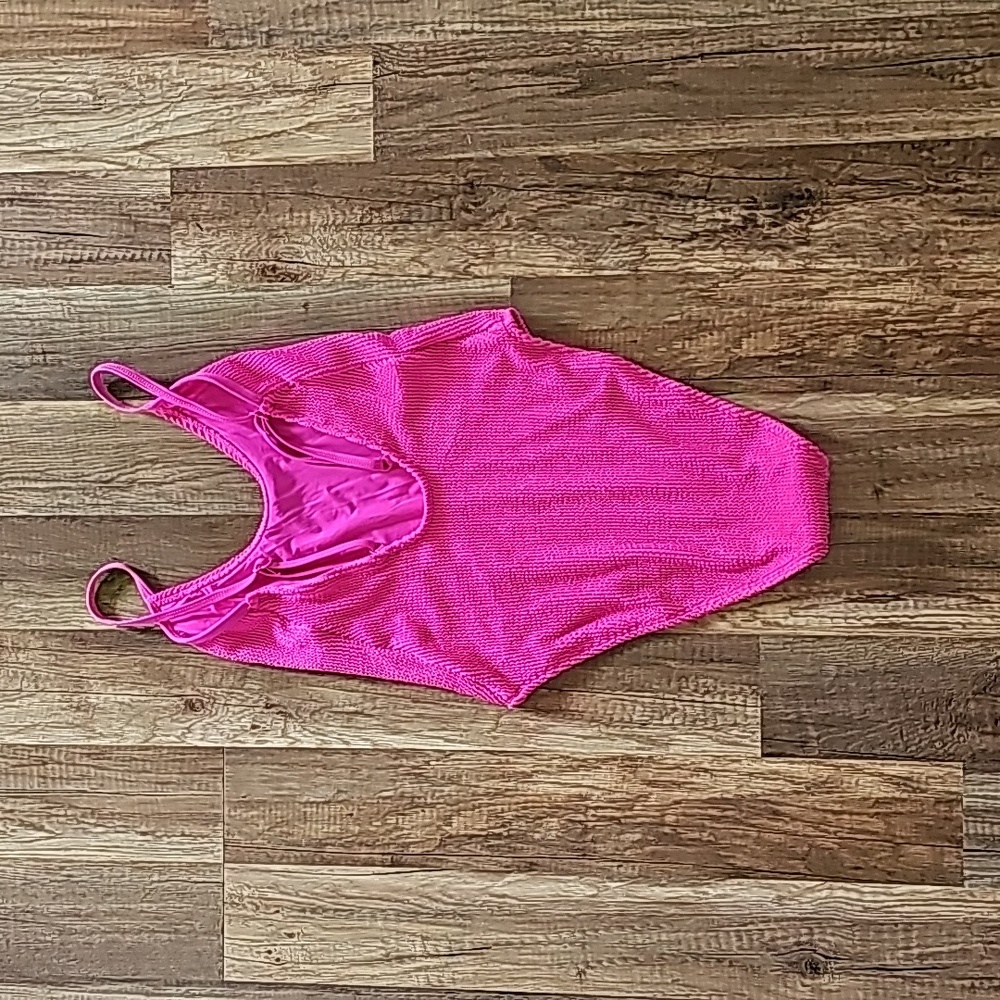 Good American Always Fits One Piece Swim - Picture 6 of 6